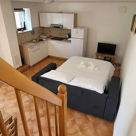 Peaceful Countryside With Terrace - One Bedroom With Terrace 度假居