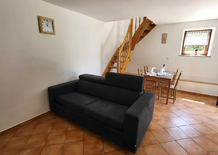 Peaceful Countryside With Terrace - One Bedroom With Terrace Tatil Evi Tolmin