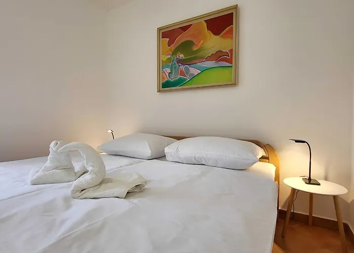 Peaceful Countryside With Terrace - One Bedroom With Terrace Tatil Evi