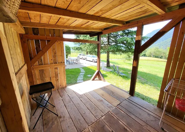 Peaceful Countryside With Terrace - One Bedroom With Terrace Tatil Evi